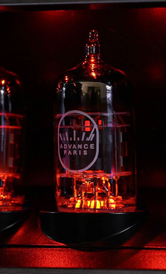 Advance Paris A10 Apex